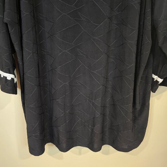 Women's Allison Daley Black Textured V-Neck 3/4 Sleeve Blouse | Size 3X - Picture 4 of 10